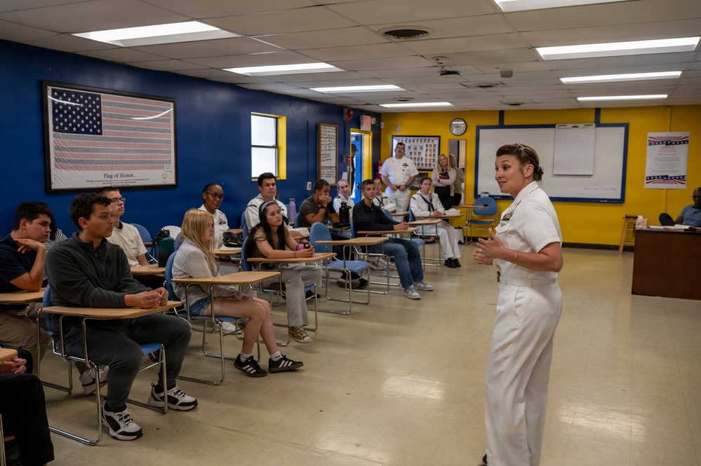 Navy Recruiter Speaks to NJROTC Cadets