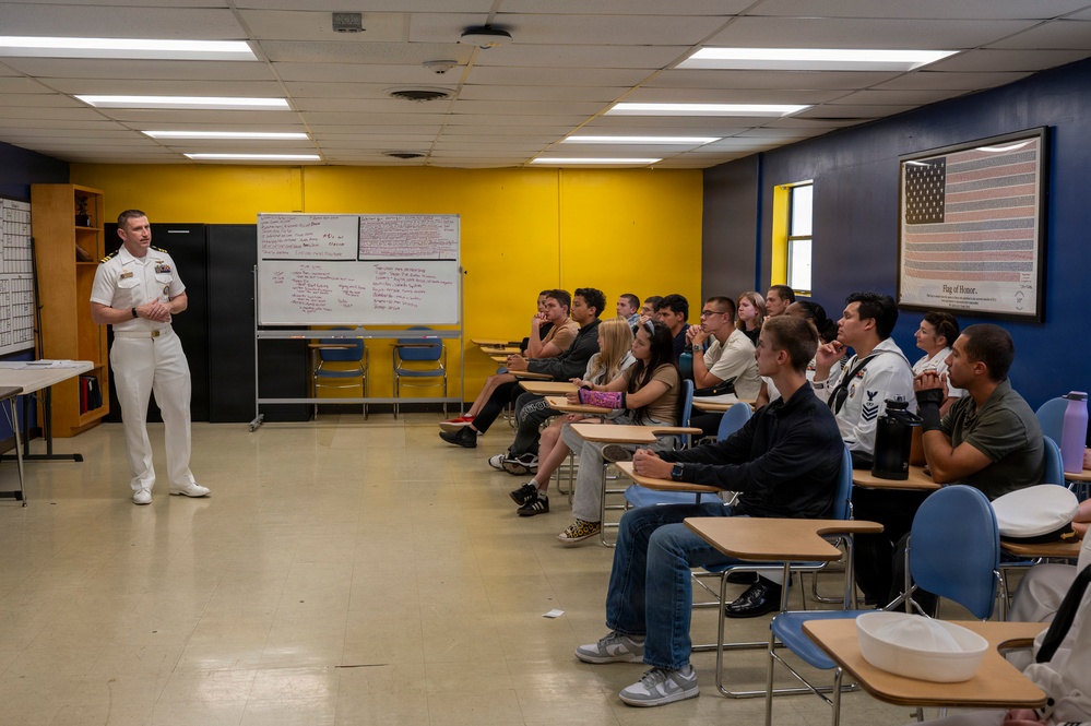 Cmdr. Yates Speaks With NJROTC Cadets