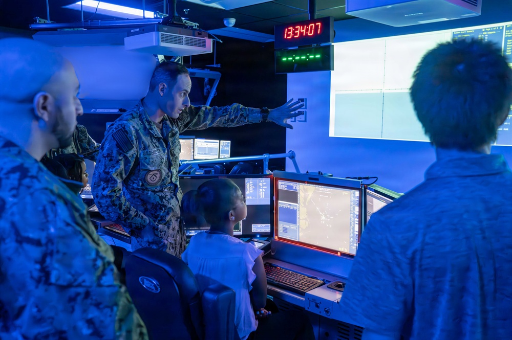 Westlake High School JROTC cadets visit Surface Combat Systems Training Command AEGIS Training and Readiness Center at Naval Support Facility Dahlgren