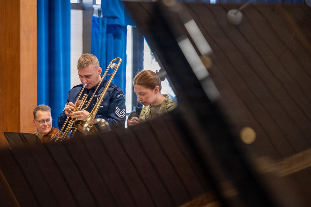 Air Force Band holds open rehearsal