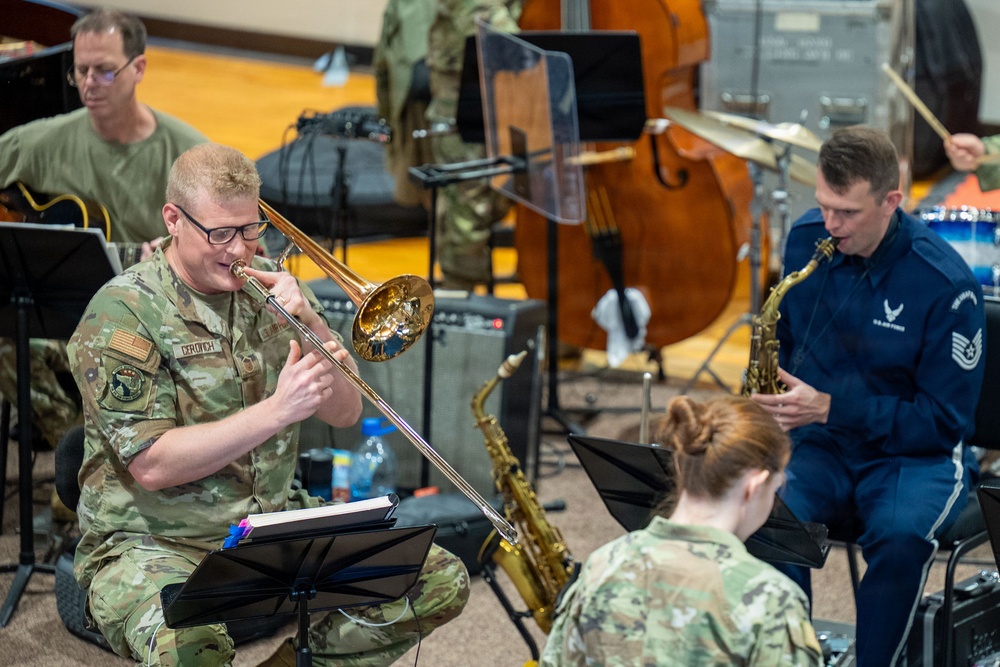 Air Force Band holds open rehearsal
