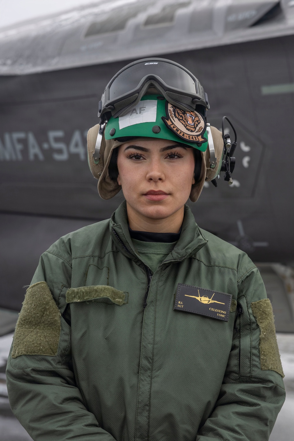 U.S. Marines with VMFA-542 prepare F-35B Lightning II for familiarization flight