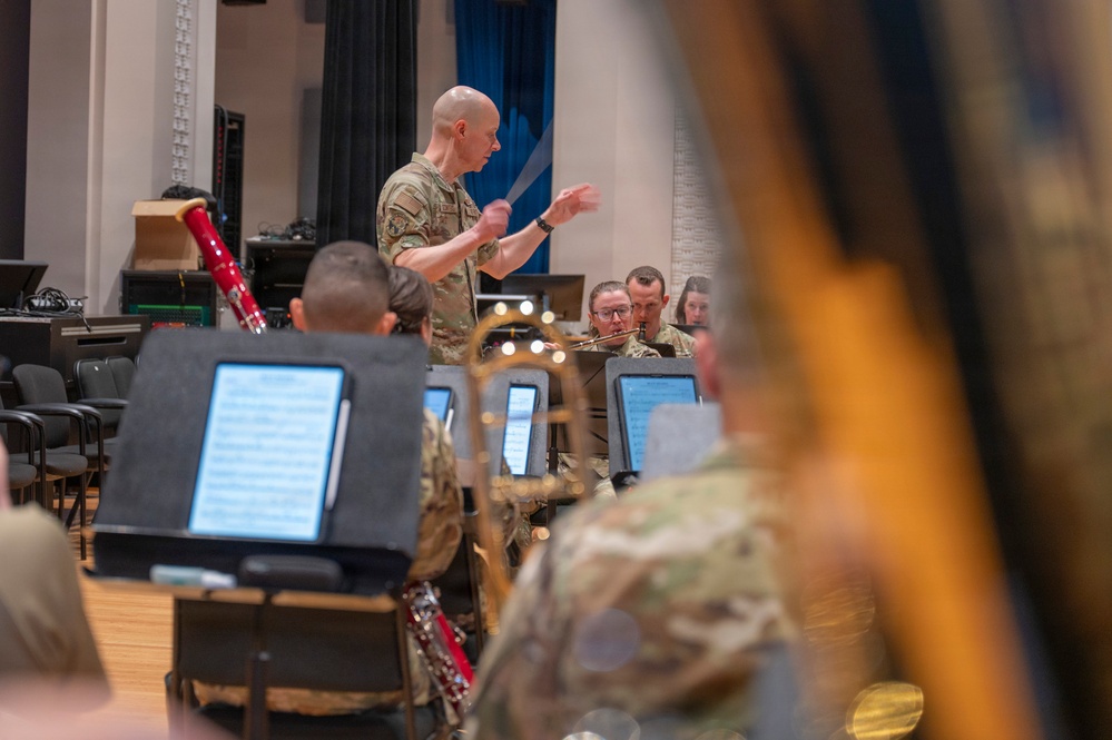 Air Force Band holds open rehearsal