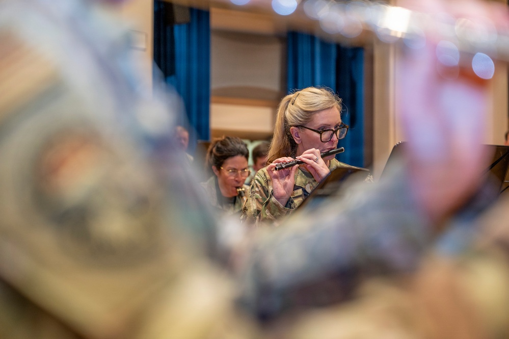 Air Force Band holds open rehearsal