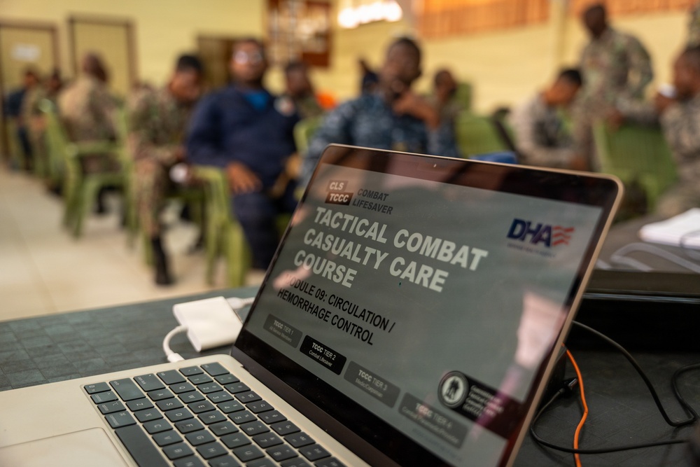 U.S. Air Force medics teach TCCC in Suriname