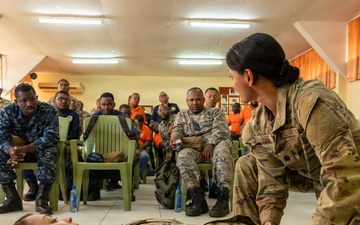 U.S. Air Force medics teach TCCC in Suriname