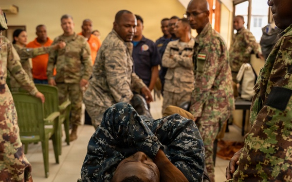 U.S. Air Force medics teach TCCC in Suriname