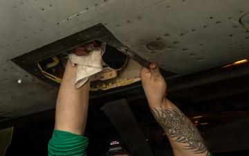 Daily Operations Aboard USS George H.W. Bush (CVN 77)