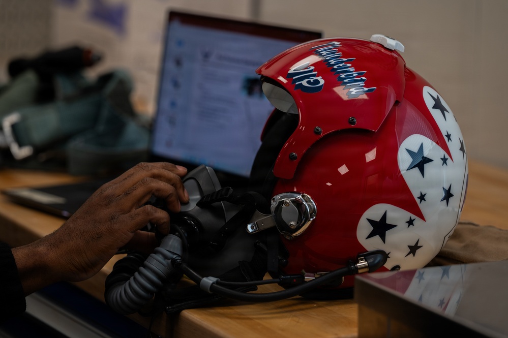 Bay County Sheriff’s Office Corporal flies with Thunderbirds