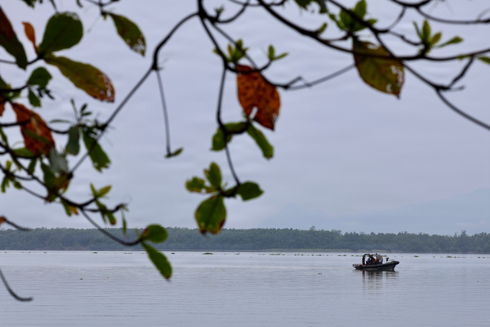 U.S. and Cameroonian Engineers Collaborate on Bathymetric Survey for Obangame Express 2026