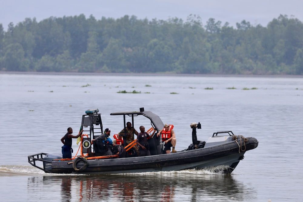 U.S. and Cameroonian Engineers Collaborate on Bathymetric Survey for Obangame Express 2026