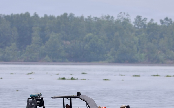 U.S. and Cameroonian Engineers Collaborate on Bathymetric Survey for Obangame Express 2026