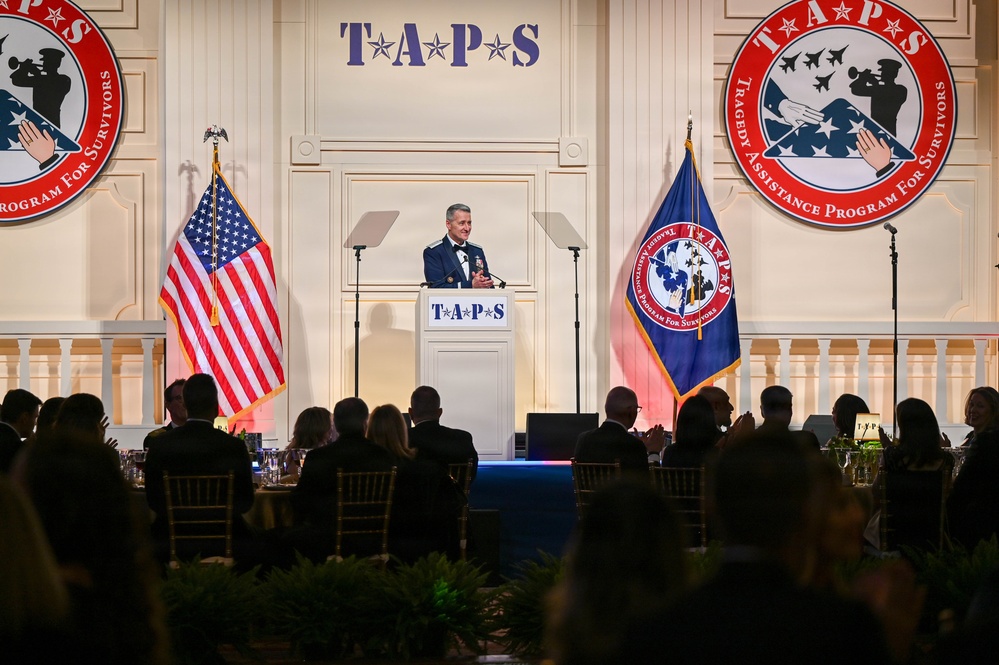 Nordhaus Presents TAPS Award