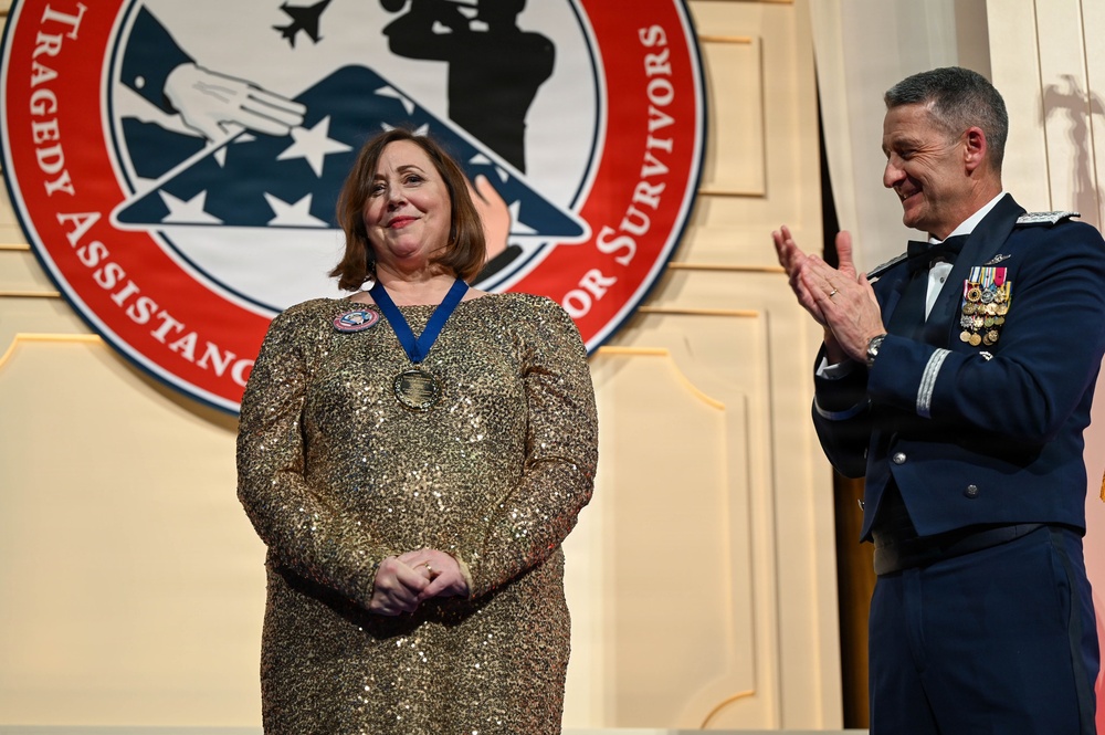 Nordhaus Presents TAPS Award