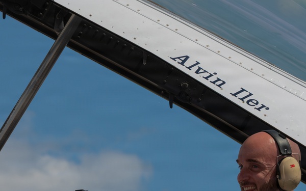 Bay County Sheriff’s Office Corporal flies with Thunderbirds