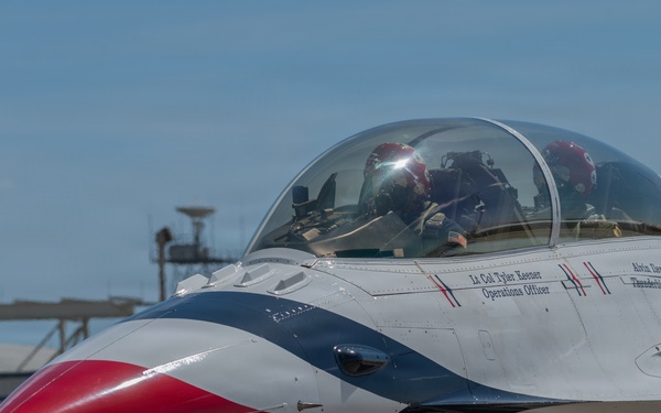 Bay County Sheriff’s Office Corporal flies with Thunderbirds