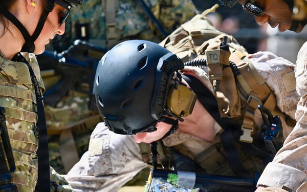 Shaping Future Military Physicians: D.C. Army National Guard Aviation Conducts MEDEVAC Training with Uniformed Services University