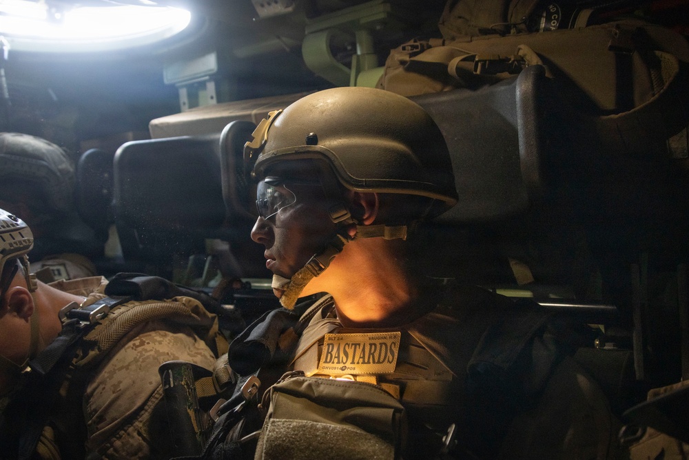 13th MEU Marines Participate in ACV Integration Training