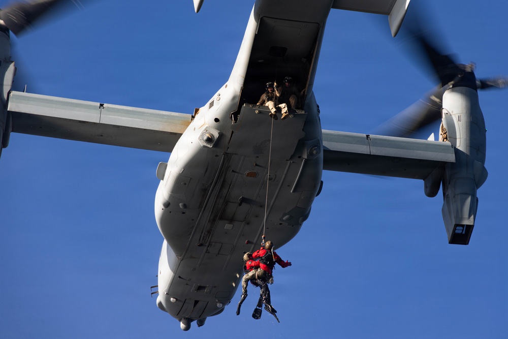 WTI 2-26: MV-22 HELOCAST