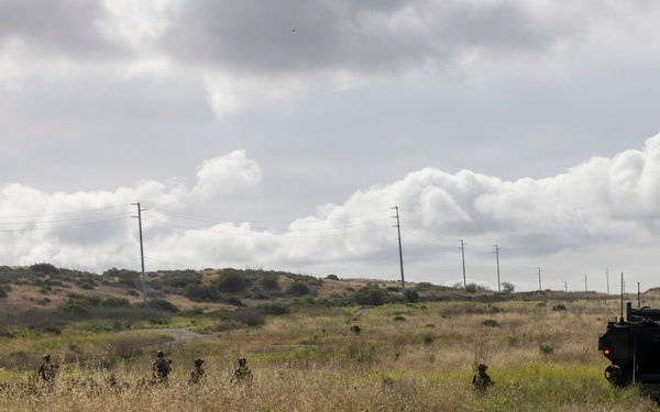 13th MEU Marines Participate in ACV Integration Training