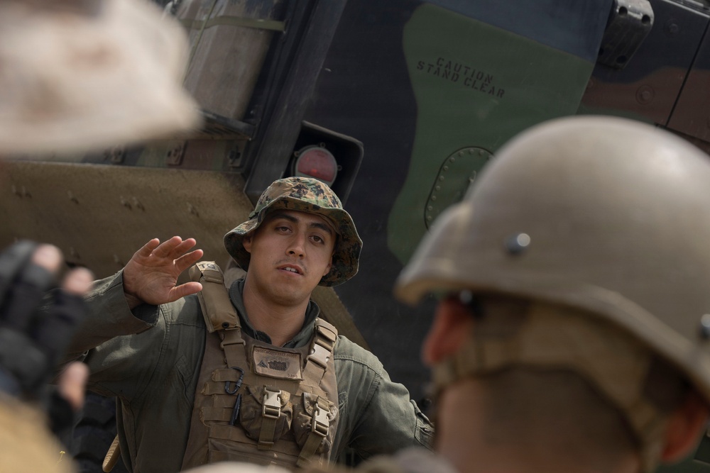 13th MEU Marines Participate in ACV Integration Training