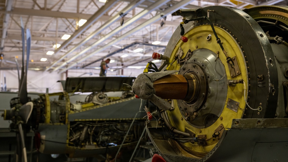 302d Maintenance Squadron Performs Isochronal Inspection of C-130H Hercules