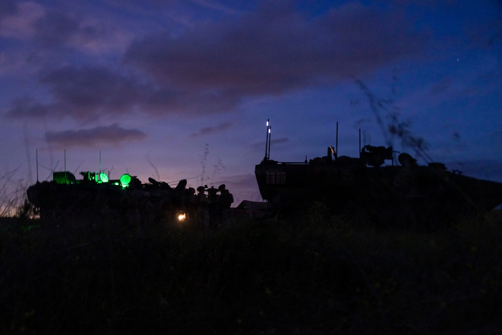 13th MEU Marines Participate in ACV Integration Training
