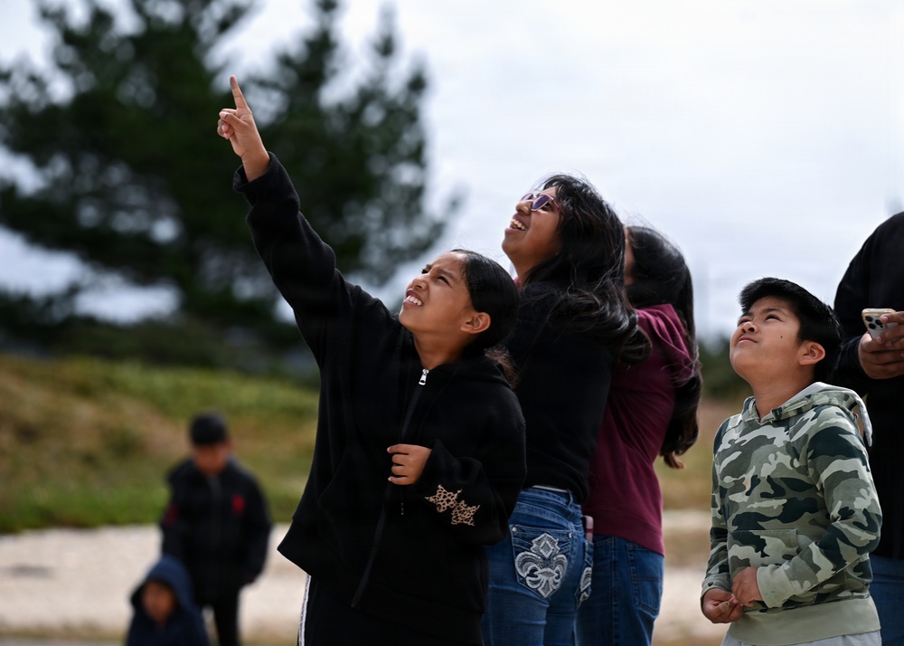 Boys &amp; Girls Club of Mid Central Coast Tour Launch Weather Operations at Vandenberg