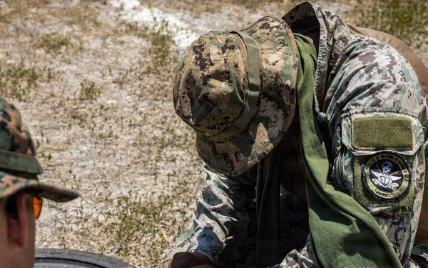 22nd MEU (SOC) | U.S. Marines Conduct Zero Range with Ecuadorian Marines