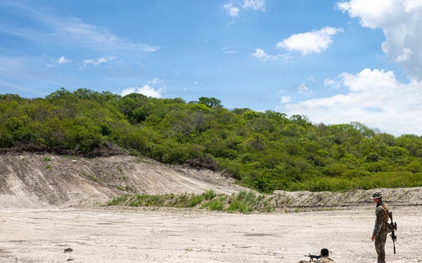 22nd MEU (SOC) | U.S. Marines Conduct Zero Range with Ecuadorian Marines