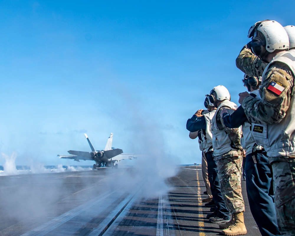 Chilean Embarked Naval Officers Observe Nimitz Flight Operations