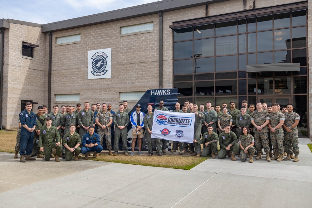 Chase Elliot visits MCAS Beaufort
