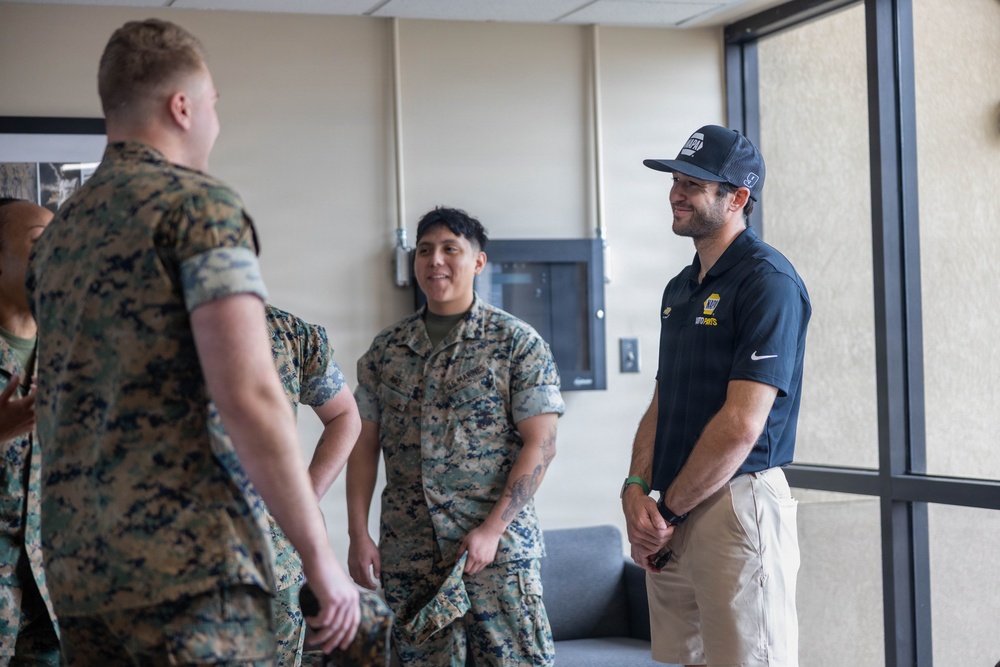 Chase Elliot visits MCAS Beaufort