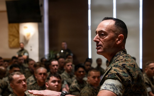 III Marine Expeditionary Force Sergeant Major speaks at suicide prevention symposium