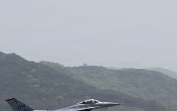 Wolf takes to the skies during FF 26-1