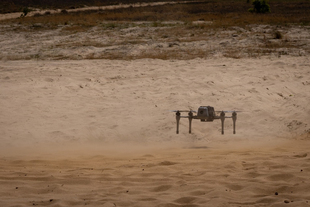 82nd Airborne Division Soldiers Operate the Bumblebee Drone