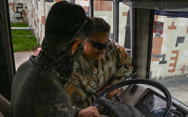 Freedom Flag 26-1: 31 CABS, ROKAF enhance readiness through hands-on fuels equipment exchange