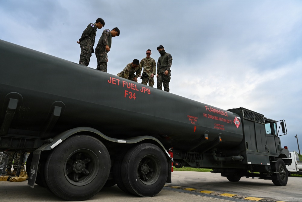 Freedom Flag 26-1: 31 CABS, ROKAF enhance readiness through hands-on fuels equipment exchange