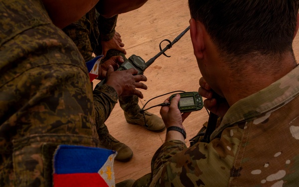 Balikatan 2026: 25th Infantry Division Signal Conducts Radio Check with Armed Forces of the Philippines
