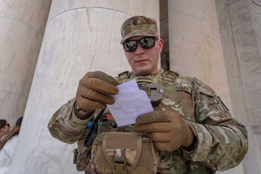 Joint Task Force Magnolia Soldiers support the D.C. Safe &amp; Beautiful mission at the Jefferson Memorial