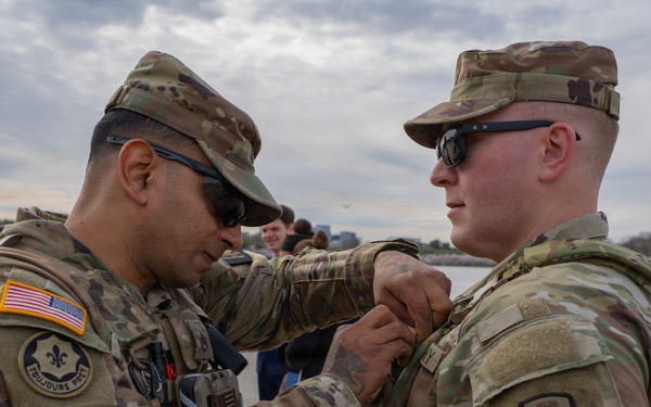 Joint Task Force Magnolia Soldiers support the D.C. Safe &amp; Beautiful mission at the Jefferson Memorial