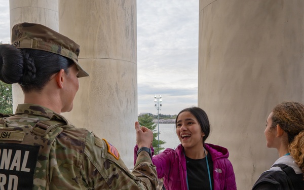 Joint Task Force Magnolia Soldiers support the D.C. Safe &amp; Beautiful mission at the Jefferson Memorial