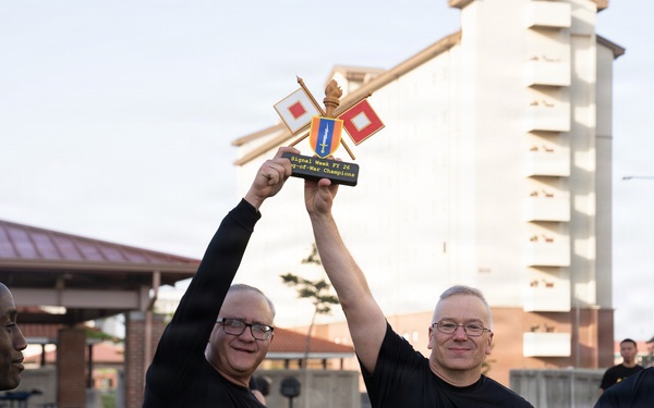 1SIG BDE Signal Month: 1st Signal Brigade Soldiers participate in Signal Month Run at Camp Humphreys.