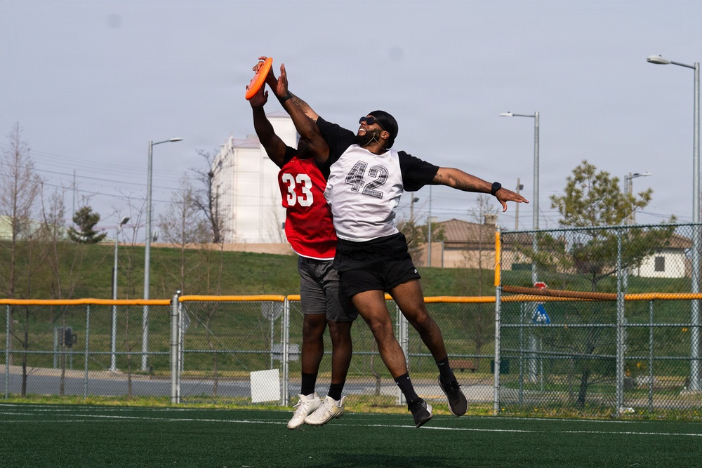 1SIG BDE Signal Month: 1st Signal Brigade Soldiers compete in Ultimate Frisbee Tournament at Camp Humphreys.