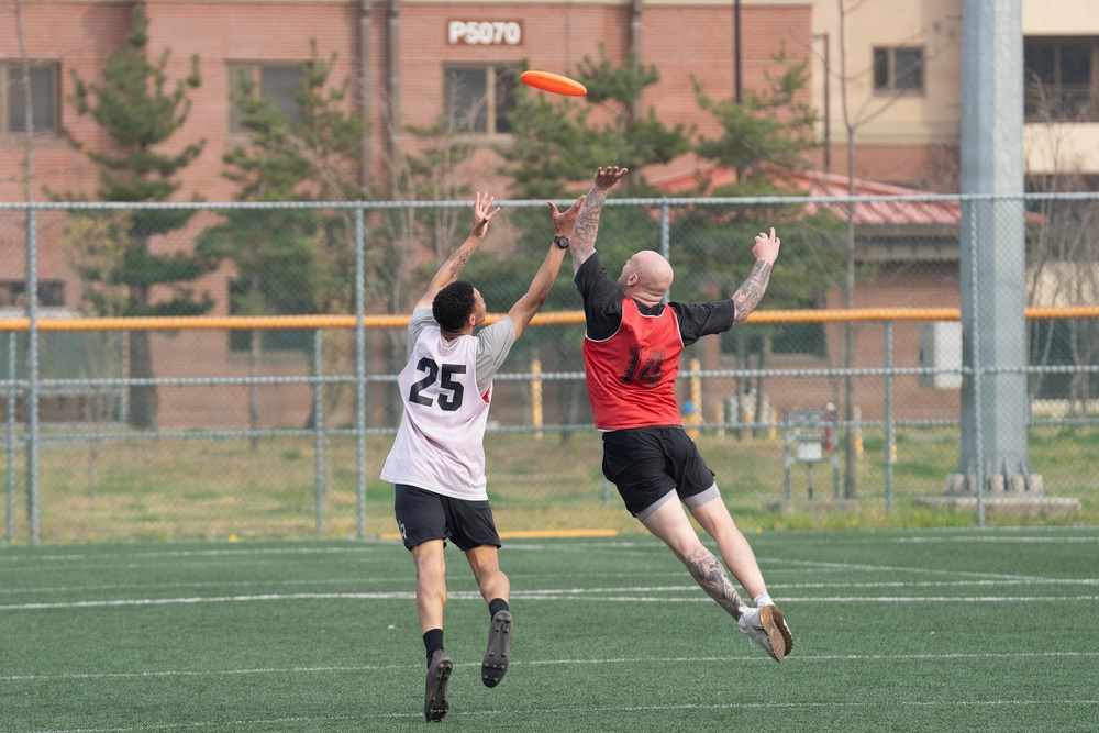 1SIG BDE Signal Month: 1st Signal Brigade Soldiers compete in Ultimate Frisbee Tournament at Camp Humphreys.