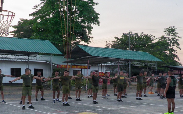 Balikatan 26: U.S. Marines with MRF-D 26 participate in physical training with Philippine marines