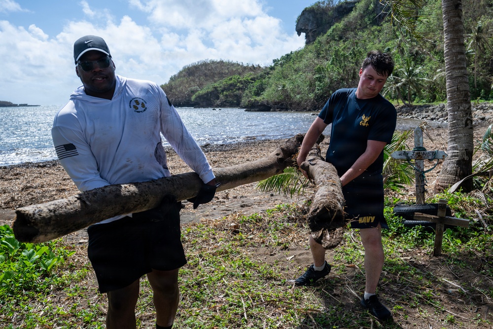 CSS-15 Sailors Join Inalåhan Beach Cleanup Efforts