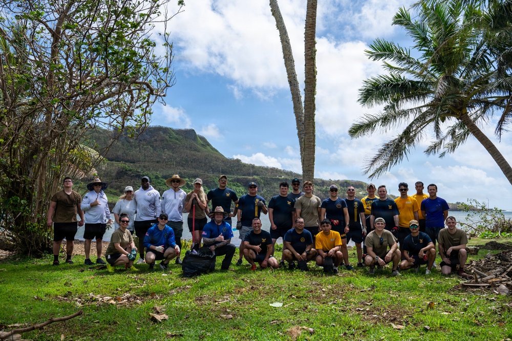 CSS-15 Sailors Join Inalåhan Beach Cleanup Efforts