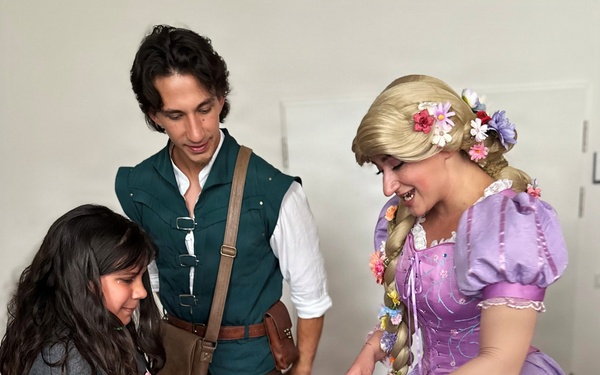 USAG Rheinland-Pfalz “Crowns &amp; Capes” event brings magic to military children