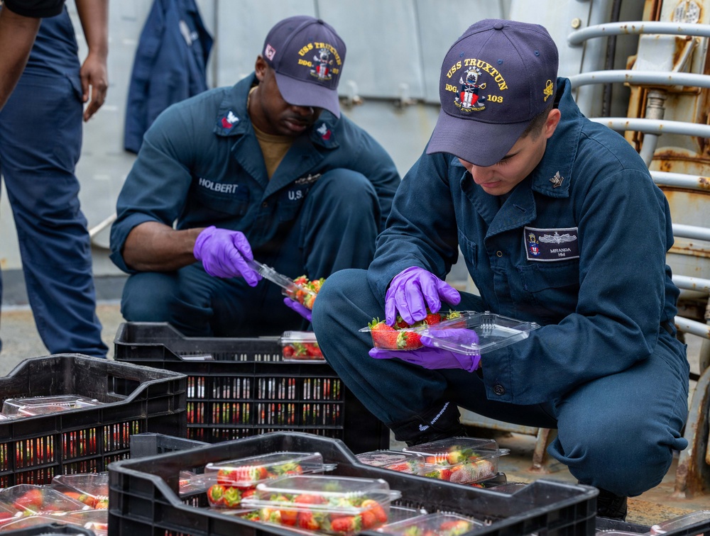 Food Inspection Onboard USS Truxtun